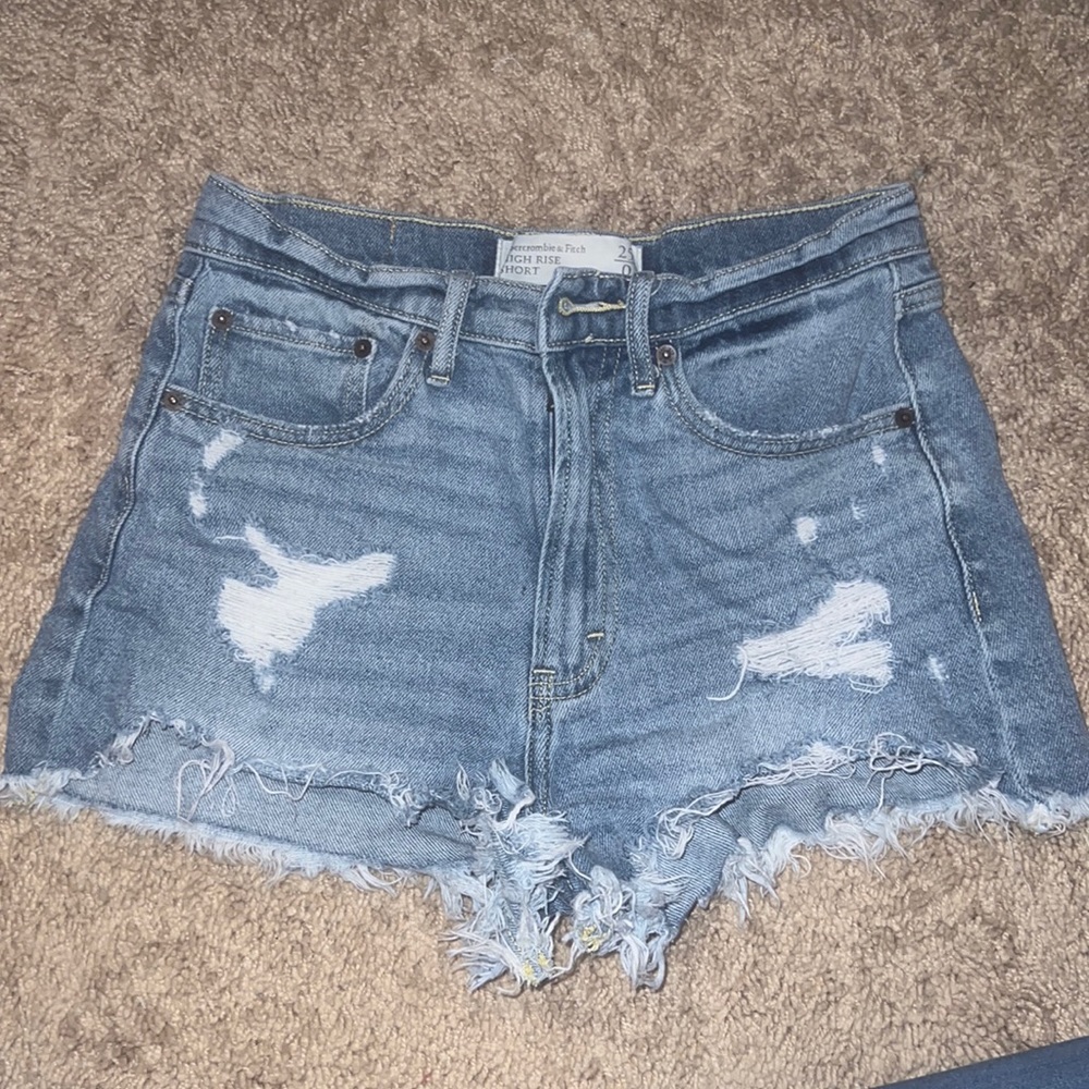Size 0/25 High rise a&f denim shorts
